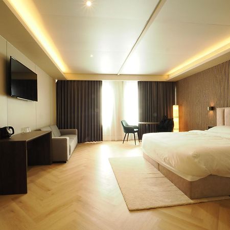 Tung Hotel ゼーウォルデ エクステリア 写真